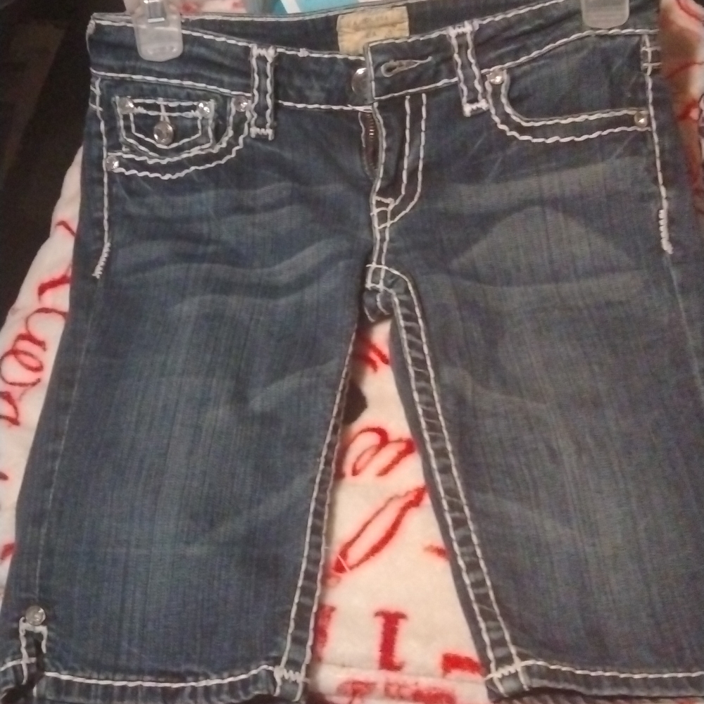 La. Idol shorts